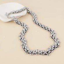Load image into Gallery viewer, POM Venetia Platinum Plated Chunky Panther Chain Necklace