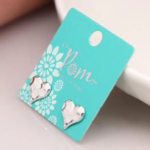 Load image into Gallery viewer, POM Hammered Heart Stud Earring