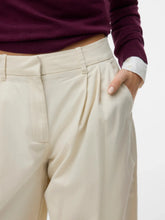 Load image into Gallery viewer, Vero Moda Cream Barrel Leg Trousers