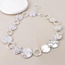 Load image into Gallery viewer, POM Short Hammered Disc Necklace -Silver