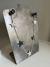 Load image into Gallery viewer, Eliza Gracious Resin and Metal Star Necklace