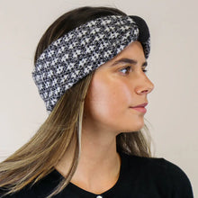 Load image into Gallery viewer, POM Black &amp; White Scandi Flower Headband