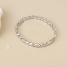 Load image into Gallery viewer, POM Platinum Plated Heart Bangle