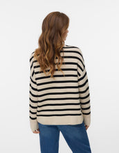 Load image into Gallery viewer, Vero Moda Striped Cotton Jumper