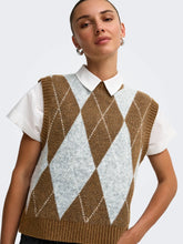 Load image into Gallery viewer, ONLY Argyle Knit Tank -Camel/Grey