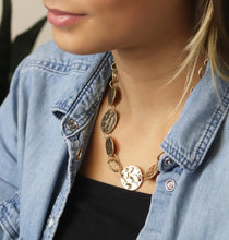 Load image into Gallery viewer, POM Golden Hammered Disc Linked Necklace
