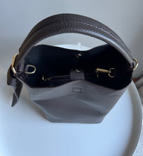 Load image into Gallery viewer, Leather Grab Handle Bag - Chocolate