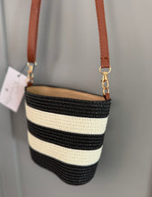 Load image into Gallery viewer, Small Black &amp; White Straw Cross Body Bag